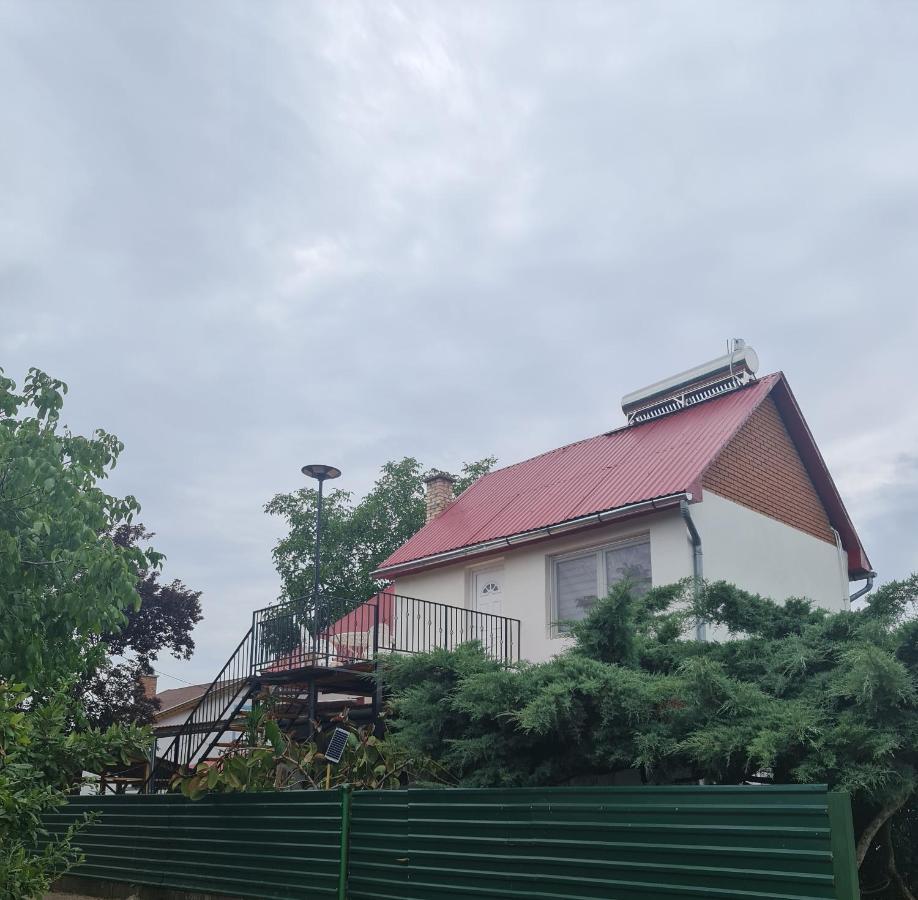 Hobby Vendeghaz Apartment Kiskunmajsa Exterior foto